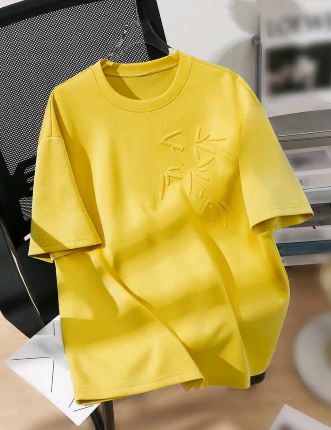 Manfinity Hypemode T-shirt ample pour hommes avec motif gaufré et épaules tombantes