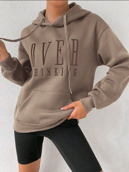 Flirla Sweat-shirt à capuche ample à cordon avec slogan "Femmes Surréfléchir", manches longues, hauts à manches longues