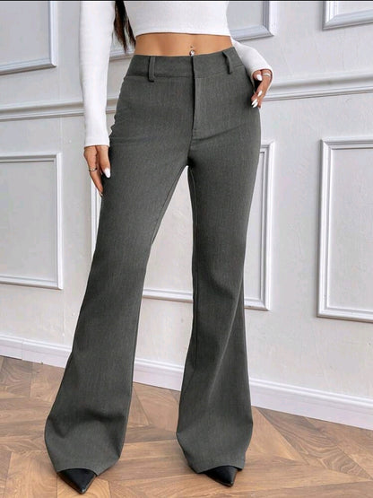 Rafferiza Pantalon évasé à taille basse et ouverture devant pour femmes
