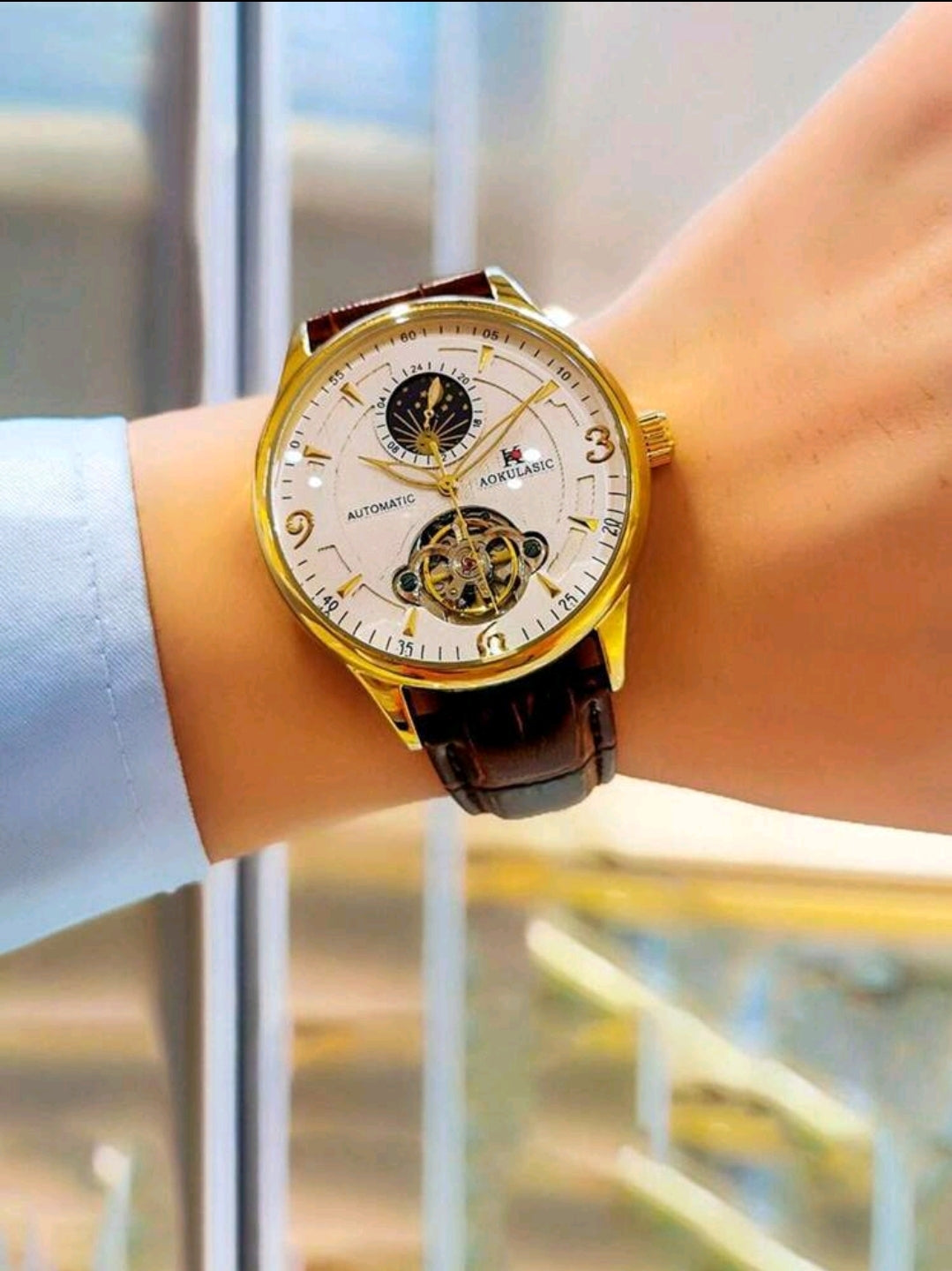 1 pièce Montre Mécanique Brun En Relief De Crocodile En Polyuréthane