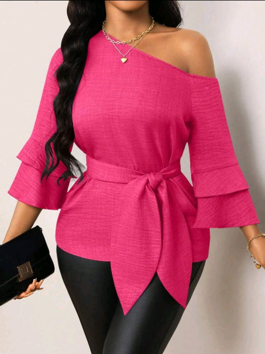 Lyxana Chemise à col asymétrique avec manches volantées effet denim couleur unie avec lien