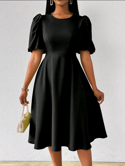 Lyxana Robe verte longue à manches bouffantes et évasée taillée pour femmes, tenue maxi pour femmes au printemps/été