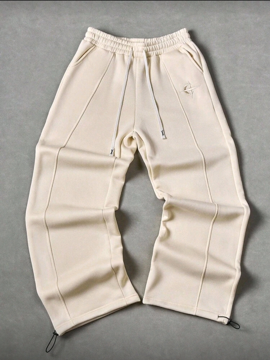 Manfinity Hypemode Pantalon de survêtement style casual de rue pour jeunes hommes avec badge brodé