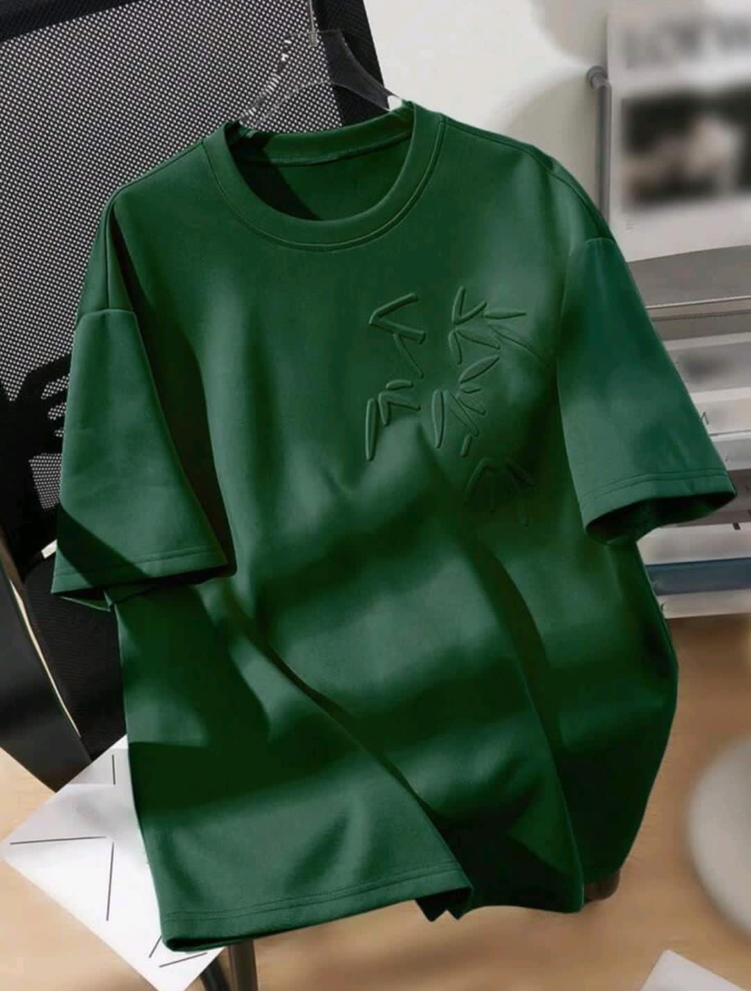 Manfinity Hypemode T-shirt ample pour hommes avec motif gaufré et épaules tombantes