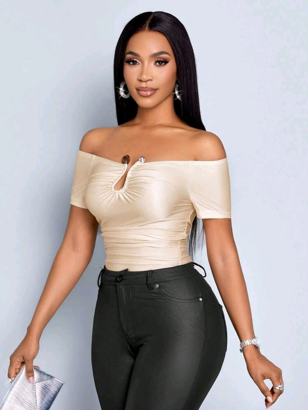 SOLERSUN Femmes T-shirt ajusté à manches courtes à épaules dénudées de couleur unie avec des plis