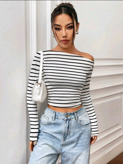 Flirla T-shirt À Manches Longues Slim Plissé Encolure Asymétrique Couleur Unie, Adapté Pour Les Loisirs De Printemps