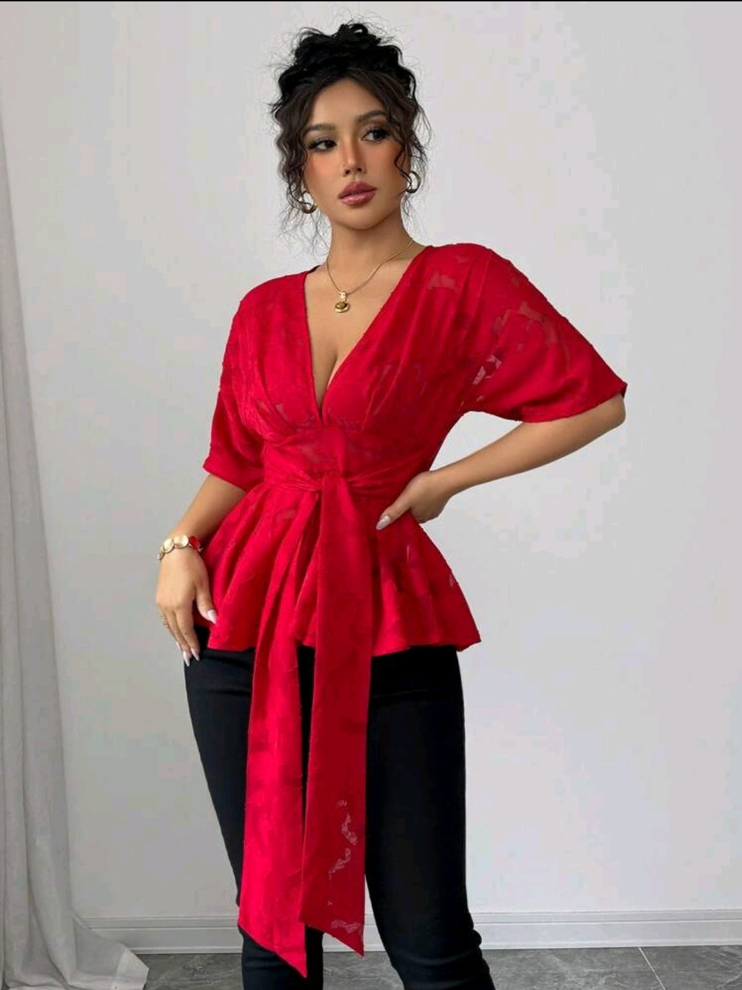 Elenzga Élégante chemisier femme à col V profond sexy en maille rouge jacquard, manches courtes, taille cintrée avec nœud papillon devant