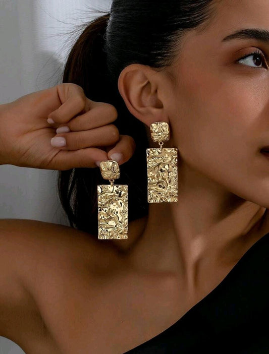1 paire de boucles d'oreilles vintage longues et plissées avec déclaration géométrique tendance