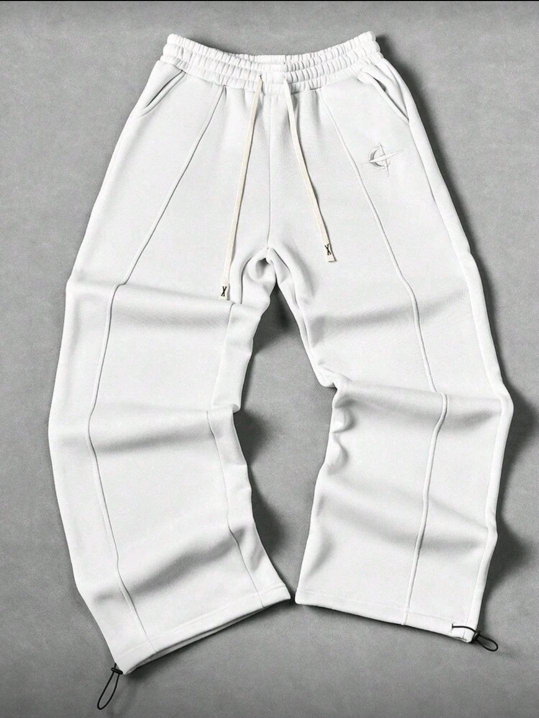 Manfinity Hypemode Pantalon de survêtement style casual de rue pour jeunes hommes avec badge brodé