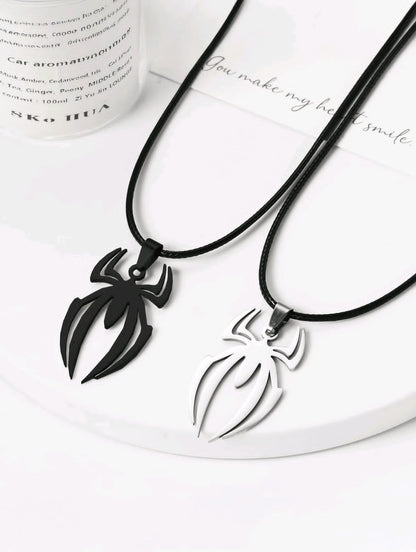 2 pièces Colliers pendentif araignée en acier inoxydable, accessoires de mode à porter au quotidien sur le thème du film