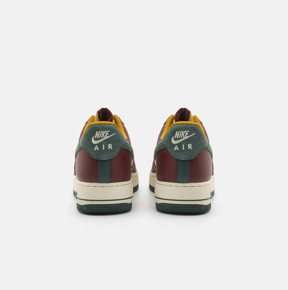 AIR FORCE 1 '07 LV8 - Baskets basses - coconut milk/vintage green/dark team red/bronzine